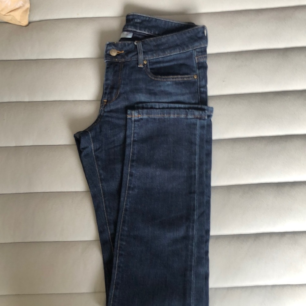 Ladies Banana Republic Skinny Jeans
